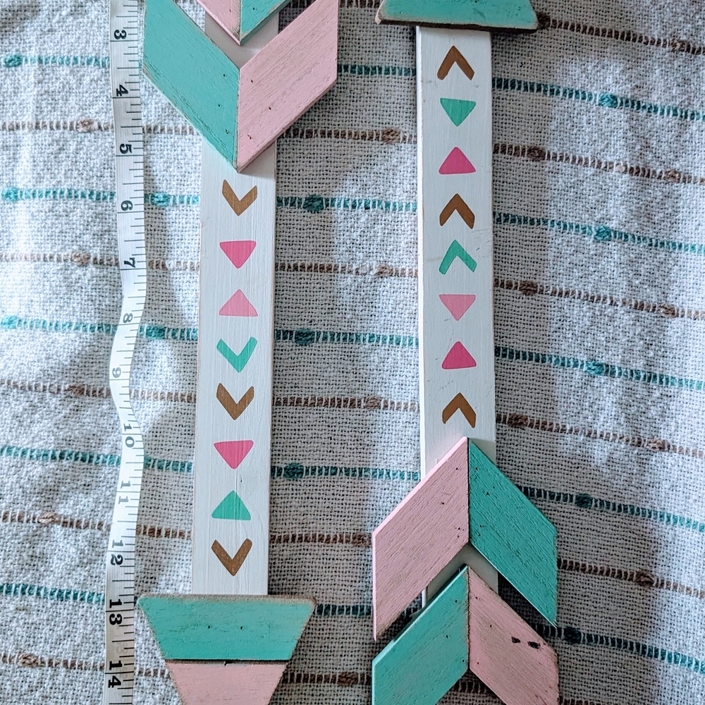 Pastel Arrow Wall Decor Set